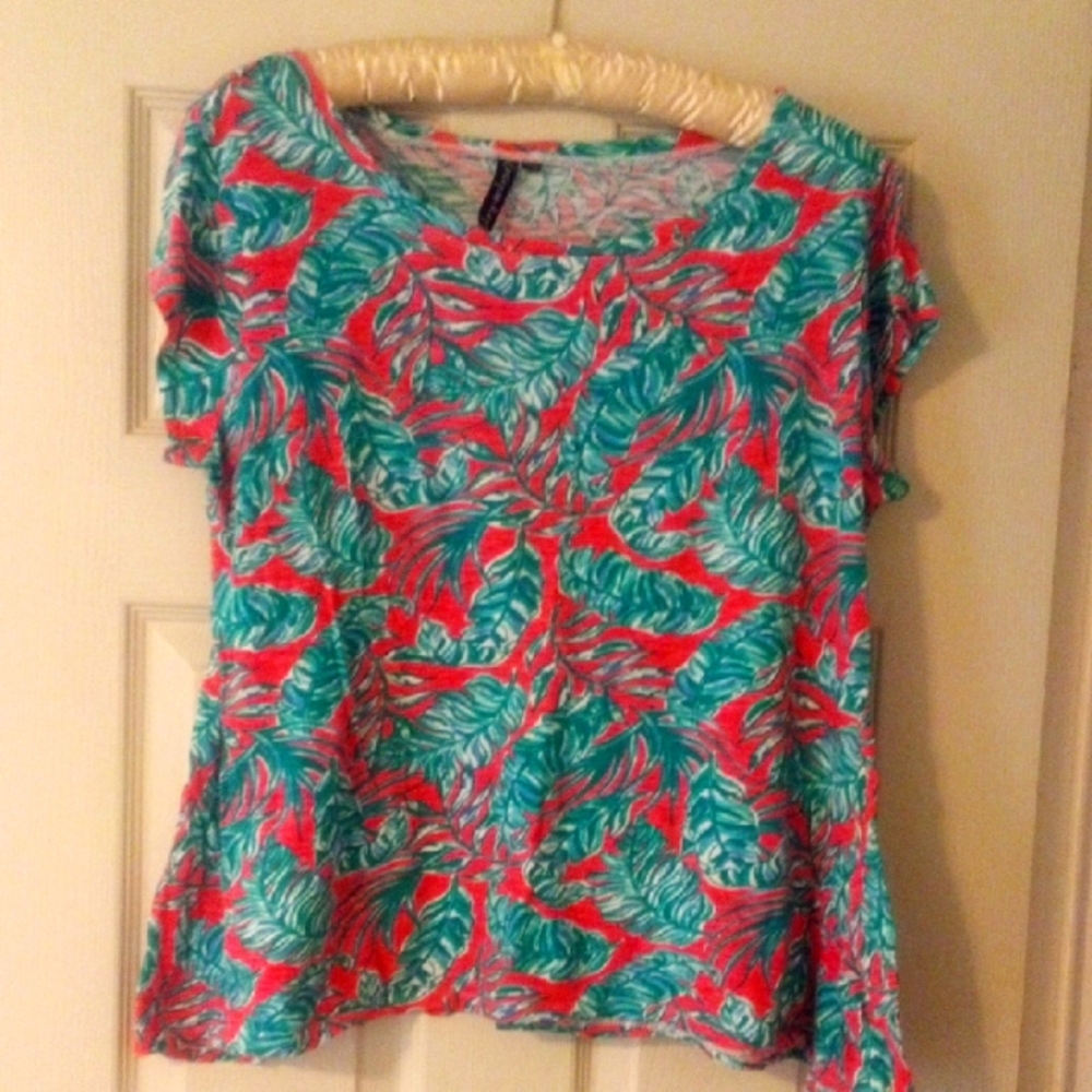 CASEY KEY Top - Leaf Pattern